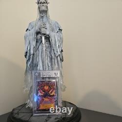 BGS 8.5 nm+ Magic the Gathering-Mount Doom (Borderless Poster)(Foil)