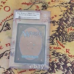 BGS 8.5 nm+ Magic the Gathering-Mount Doom (Borderless Poster)(Foil)
