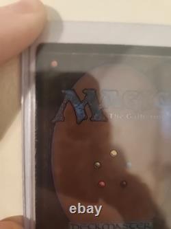 MTG Black Knight Beta Magic The Gathering HP Damaged With Crease