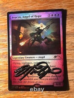 Magic the Gathering MTG foil Avacyn, Angel of Hope Promo signed by Artist NM