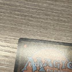 Magic the Gathering Yuna, Grand Summoner Borderless Surge Foil 216 Final Fantasy