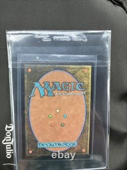 Yuna, Grand Summoner (Borderless) (Surge Foil) Commander Final Fantasy Foil