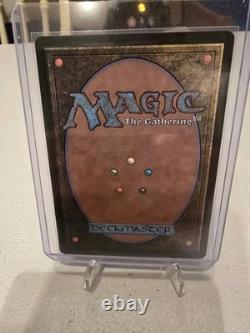 Yuna, Hope of Spira (Borderless) (Surge Foil) Final Fantasy Foil